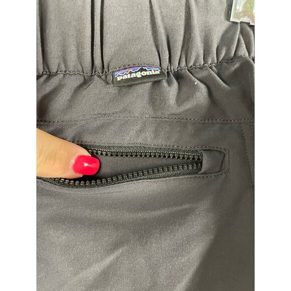 Patagonia Gray 2 Pocket Athletic Tech Skort‎ Size XS - Picture 8 of 9